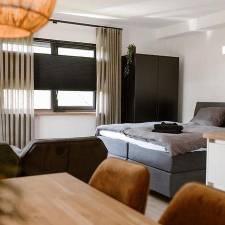De La Rue Vakantiesuites Sleeuwijk Bagian luar foto