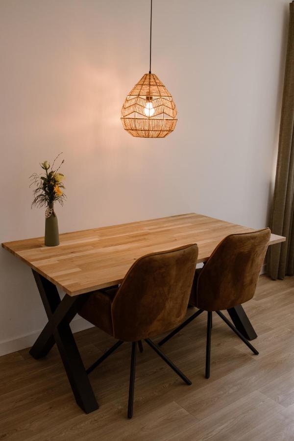 De La Rue Vakantiesuites Sleeuwijk Bagian luar foto
